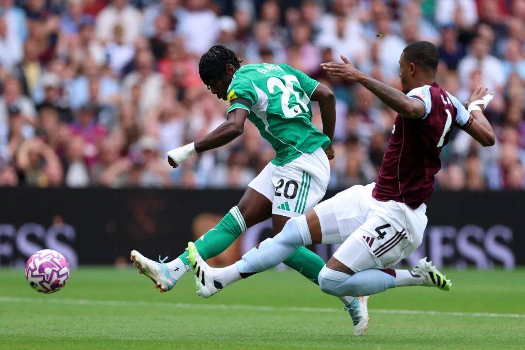 阿尔及利亚球员转会英超豪门，引发关注，士气大振