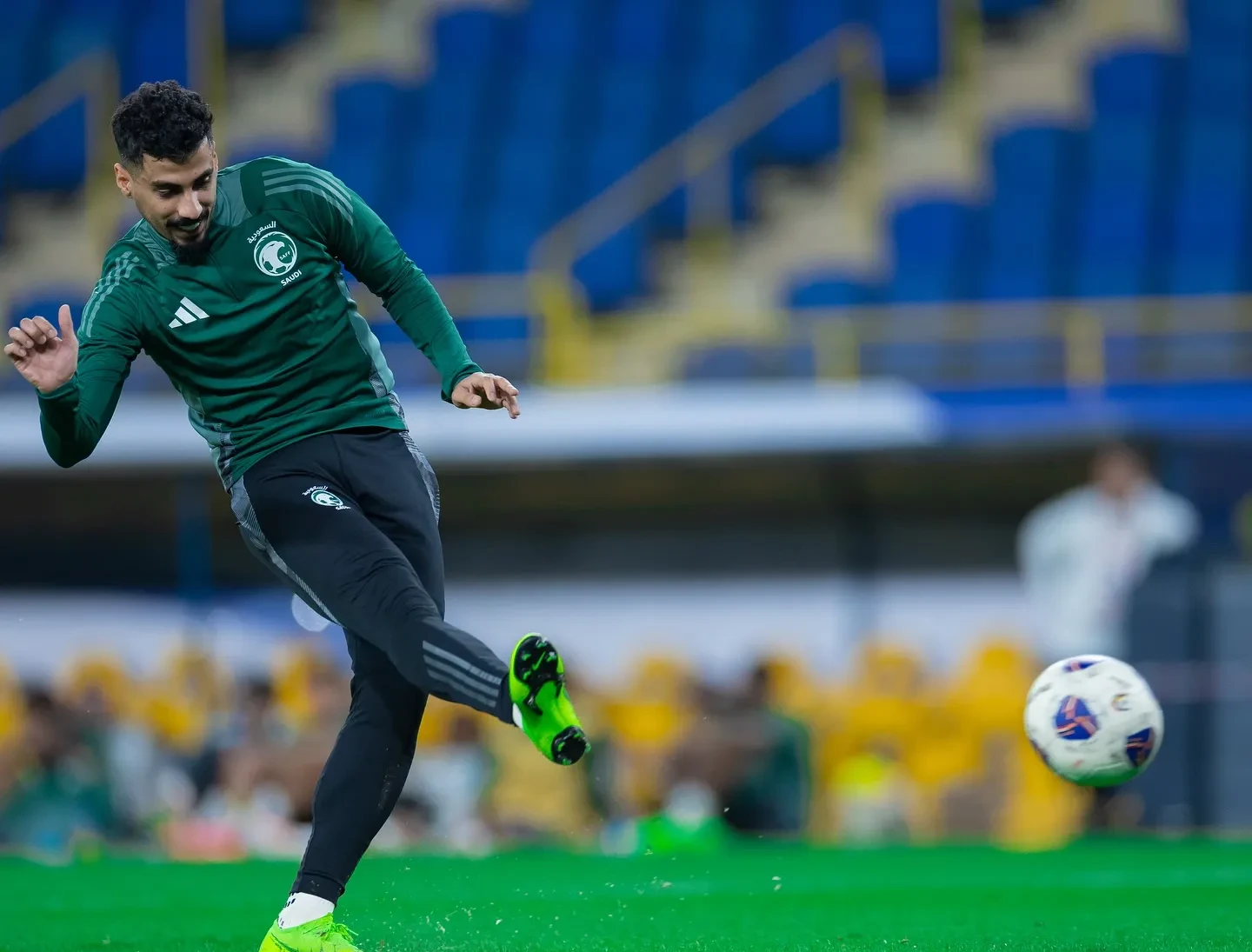 沙特球队防守出色晋级,力争冠军,势不可挡 沙特球队防守出色晋级,力争冠军,势不可挡