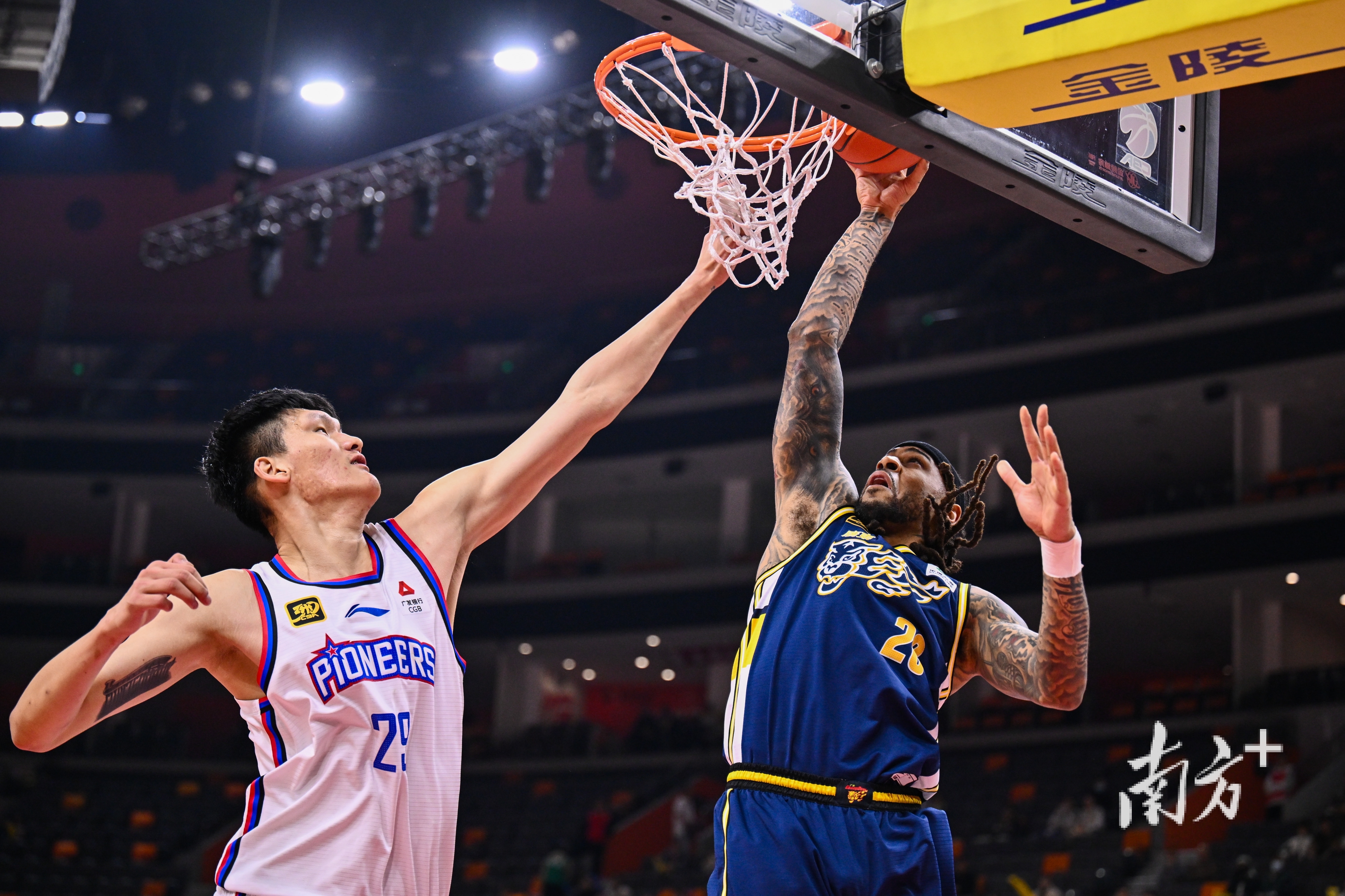 广东对战山东，焦点大战引爆，振奋人心