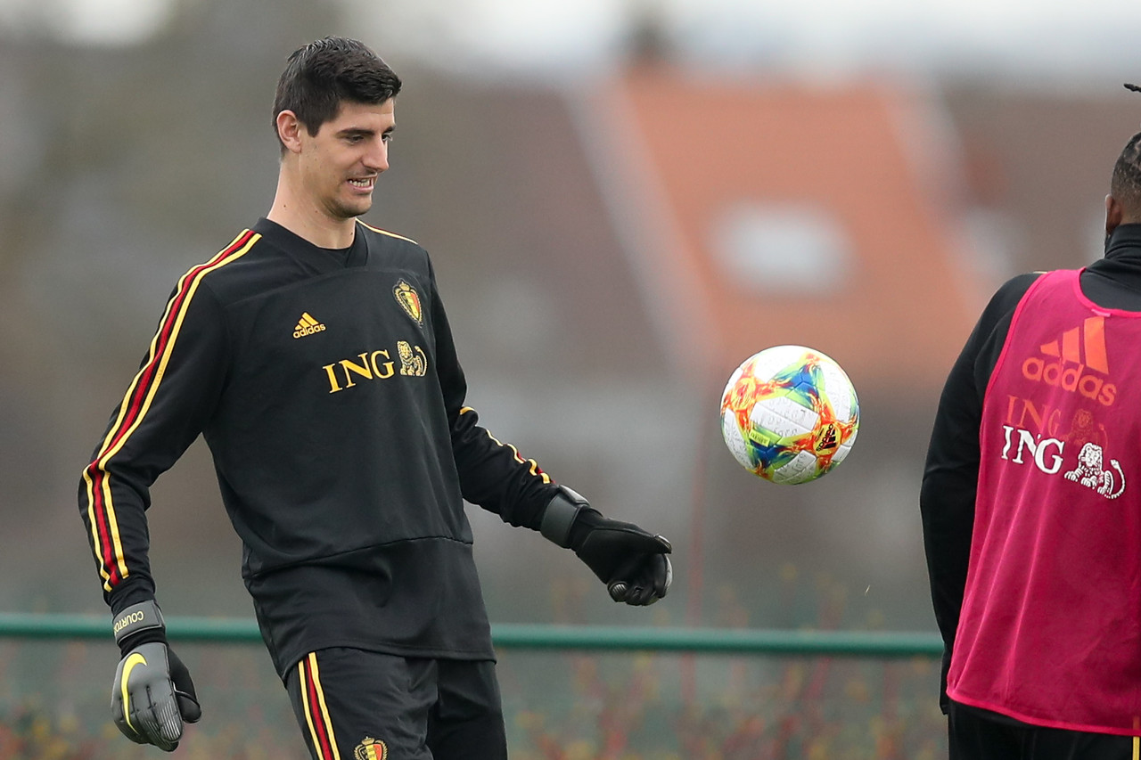 丹麦国家队零封对手，实现轻松晋级，战绩斐然