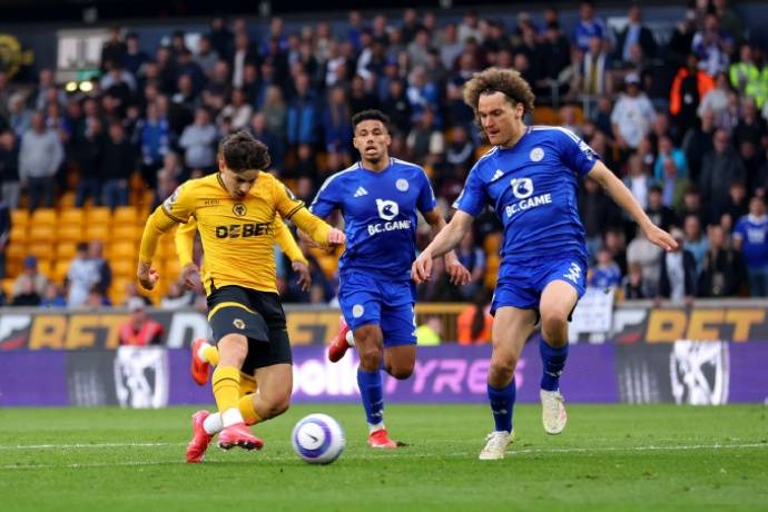 莱斯特城客场大胜，保持联赛不败纪录，士气大振的简单介绍