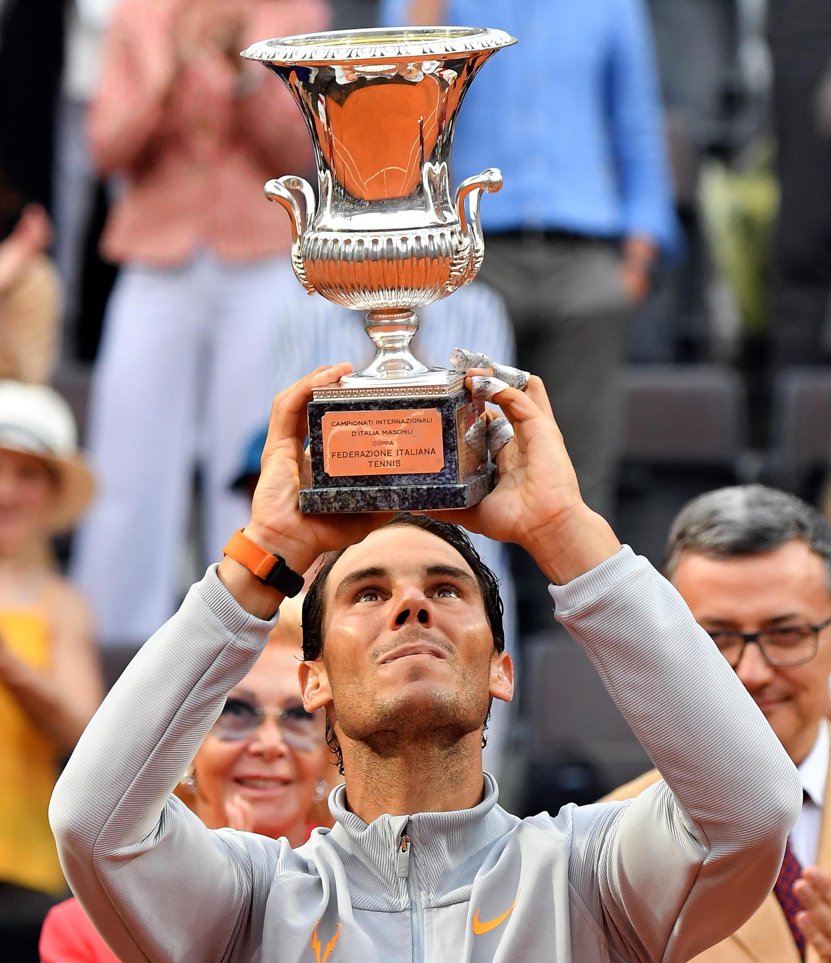 戴维斯杯翻盘ATP总决赛，纳达尔关键制胜的简单介绍