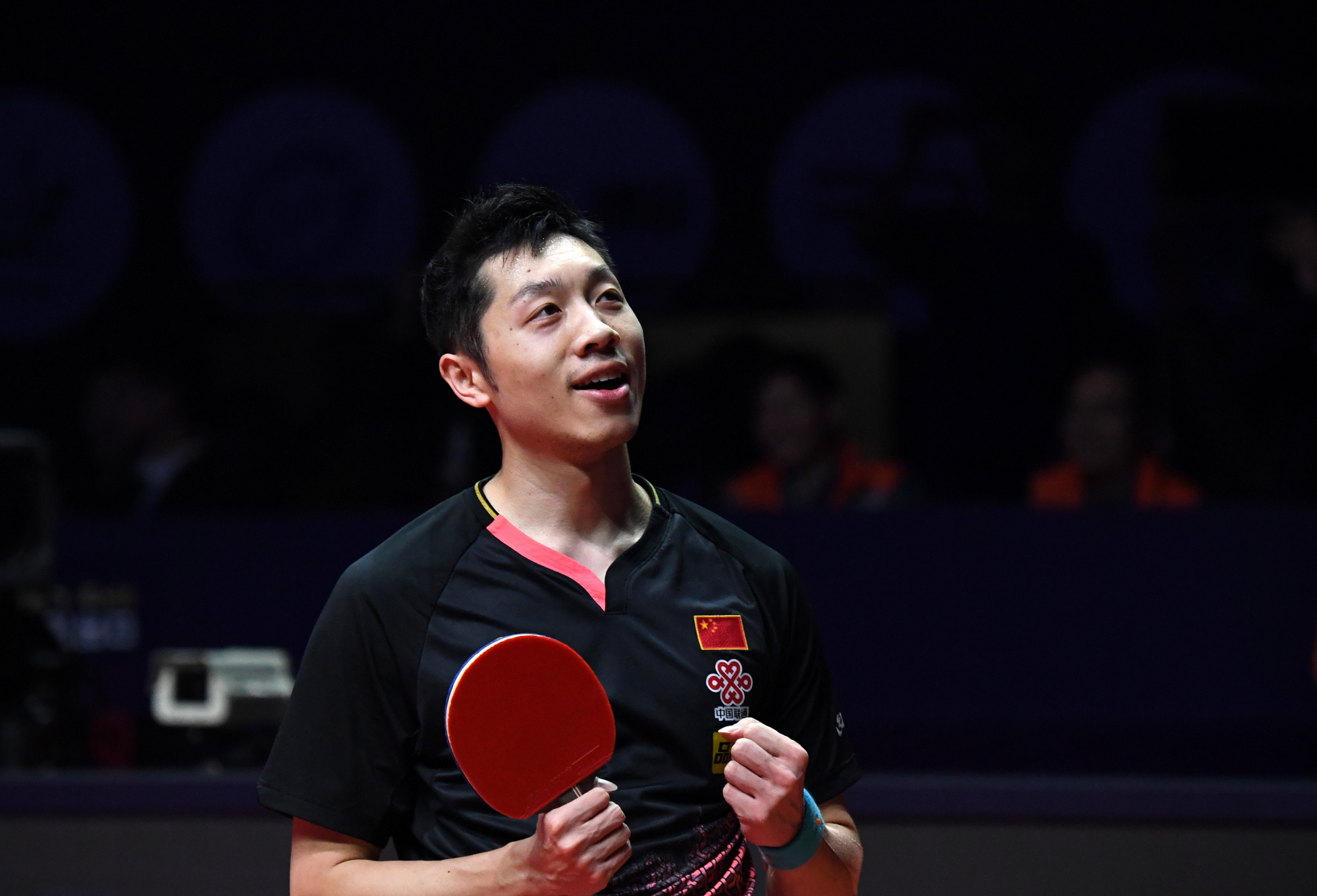 英格兰队鏖战韩国队,许昕带队取胜 英格兰队鏖战韩国队,许昕带队取胜