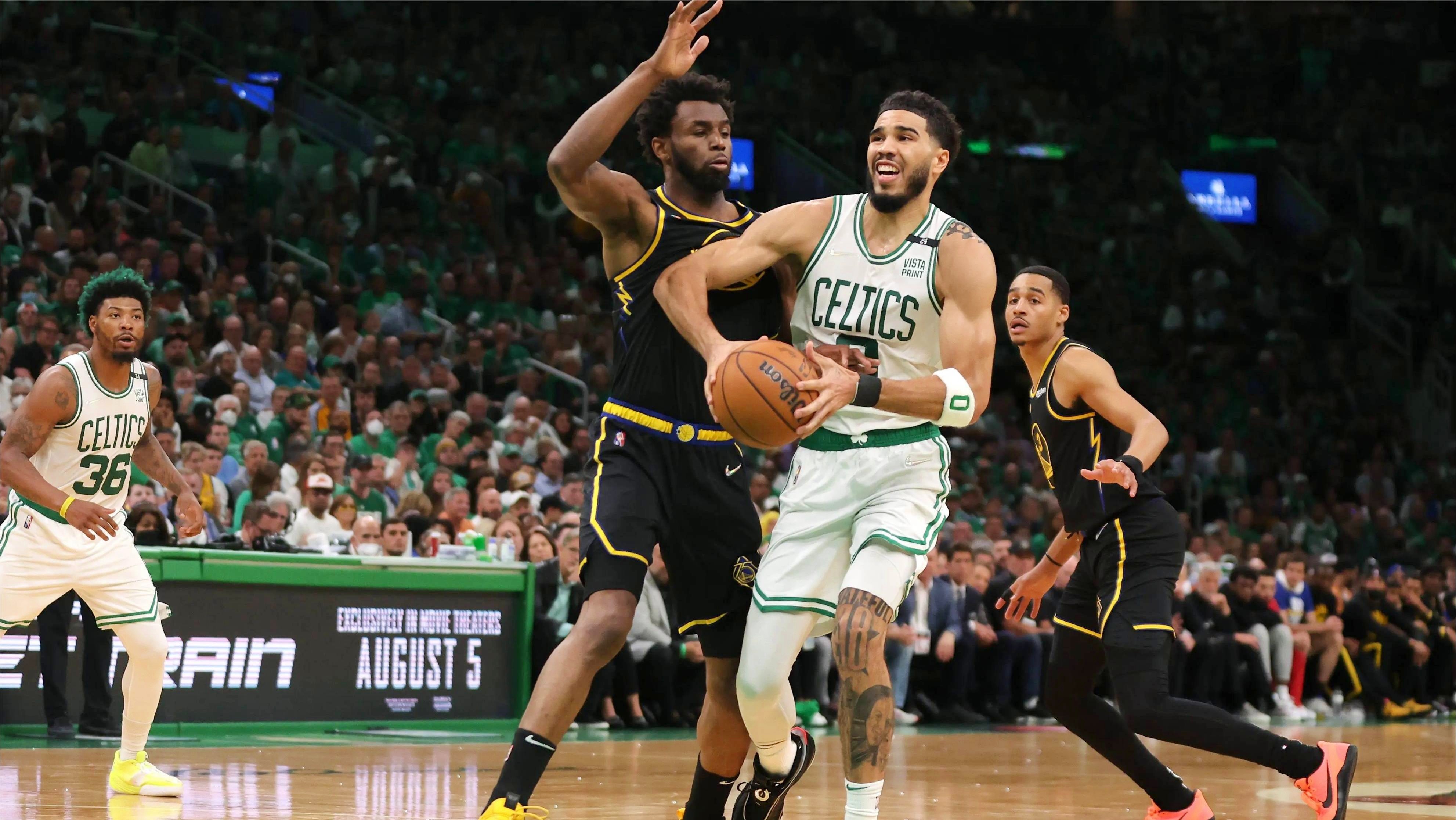 开云体育官方网站-上海队险胜广东队，字母哥刷新纪录