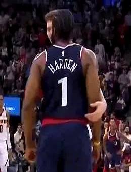 开云官网-福建队轻取火箭，字母哥刷新纪录