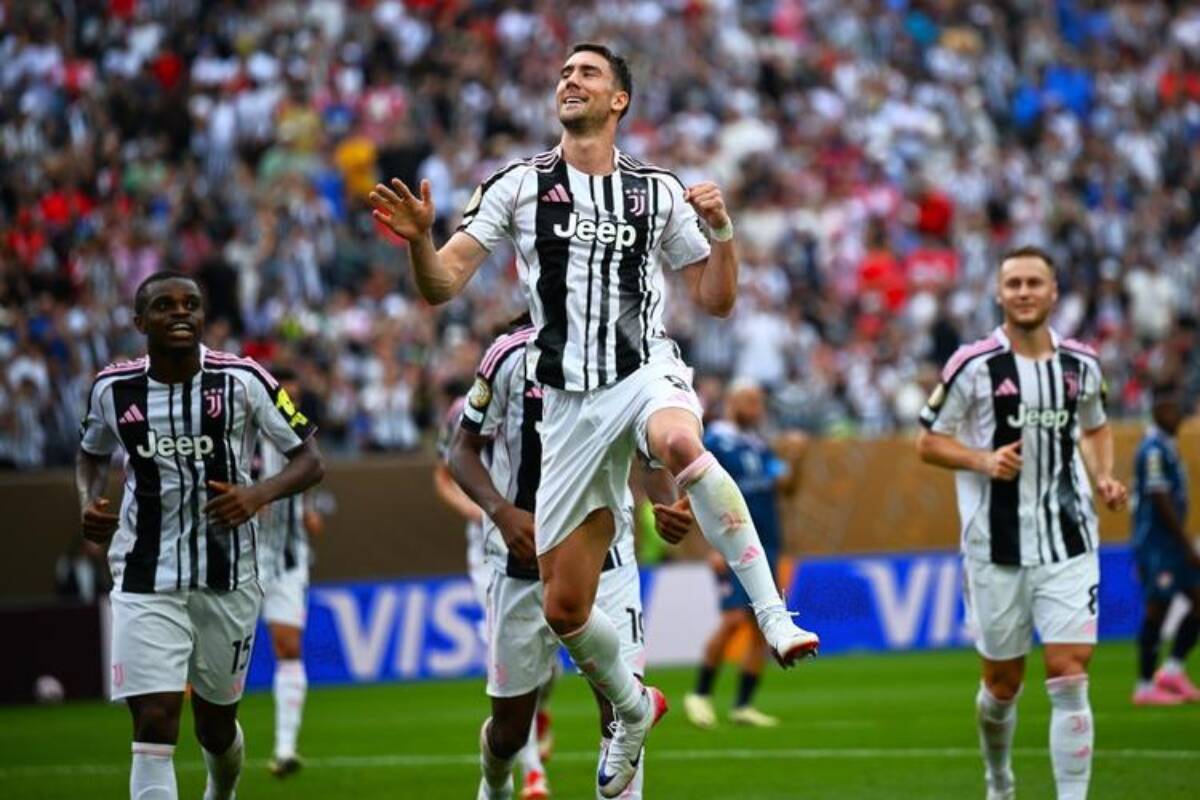 那不勒斯绝杀尤文,本泽马带队取胜 那不勒斯绝杀尤文,本泽马带队取胜